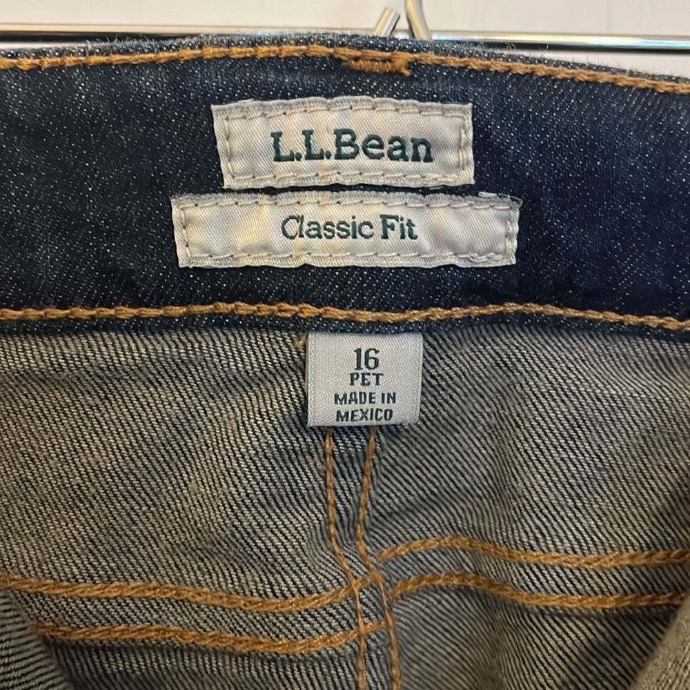L.L. Bean Classic Fit Dark Jeans (Women’s 16P) - Picture 3 of 6